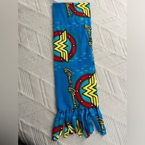 Wonder Woman scarf